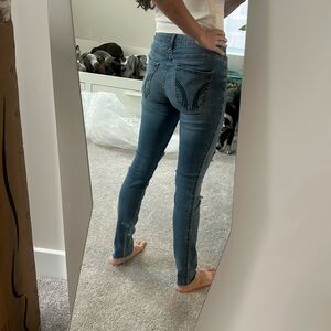 Hollister Ripped Skinny Jeans 7L